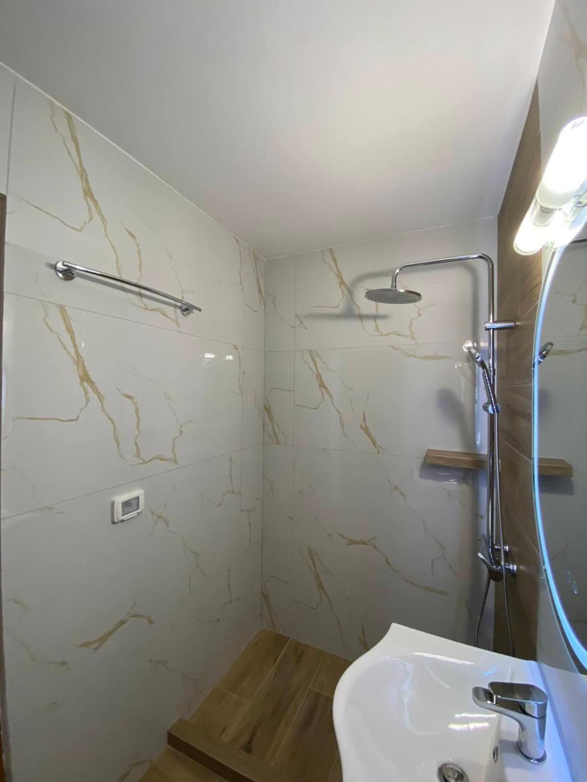 Rentrooms Geni Ksamil Exterior foto